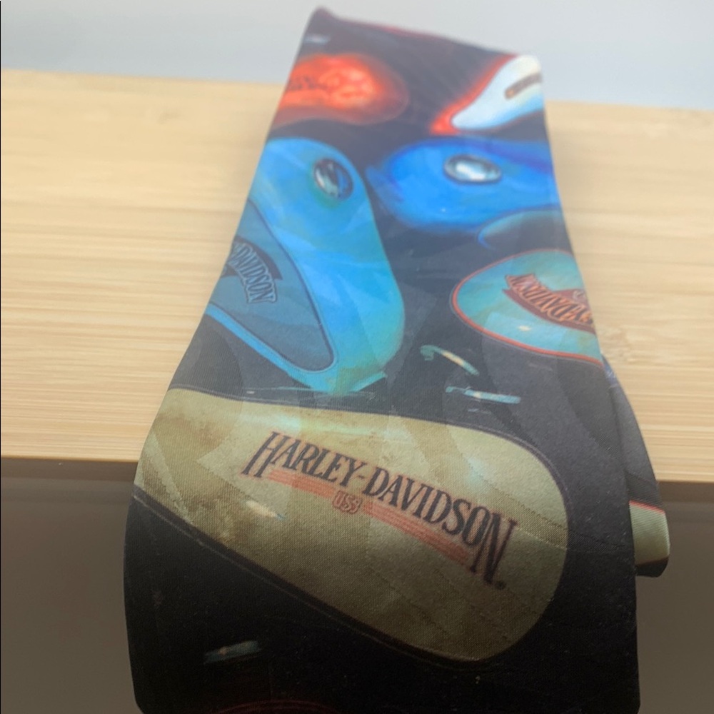 Harley Davidson Multicolor Tie.      RALPH MARLIN 1994